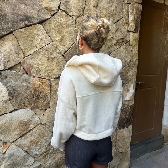 Chaqueta Crop Polar Crudo
