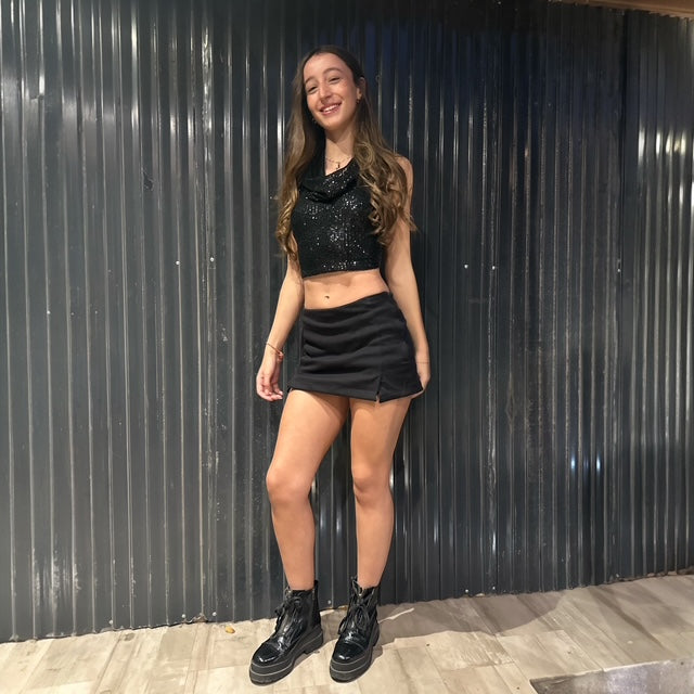 Falda Short Lisa Negra