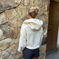 Chaqueta Crop Polar Crudo