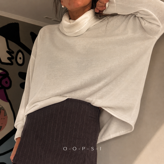 Jersey Blanco Cuello Largo